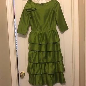 Green Dainty Jewels Midi Bow Dress